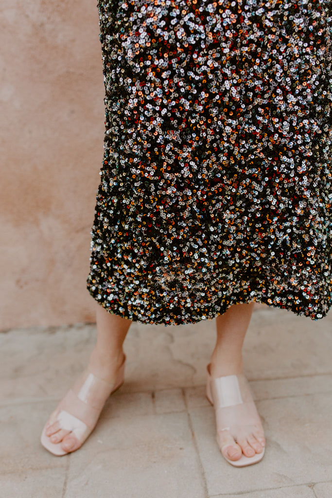 Woven Sequins Midi Skirt (Black)