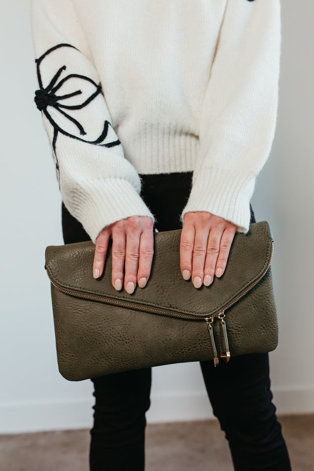 Stella Clutch Olive