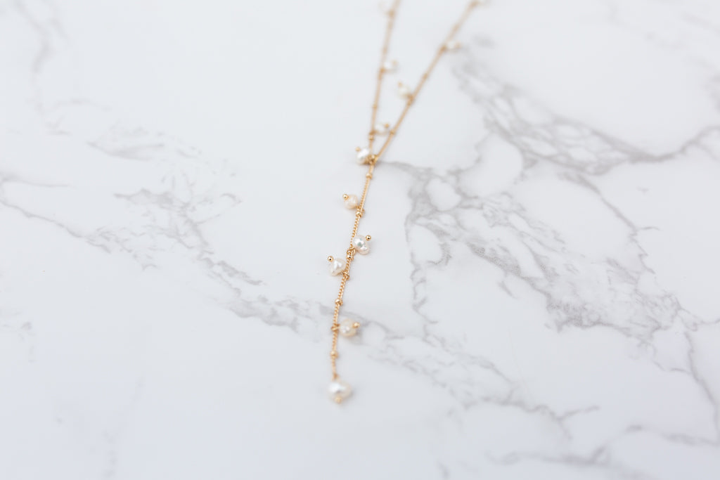 Dot Pearl Lariat