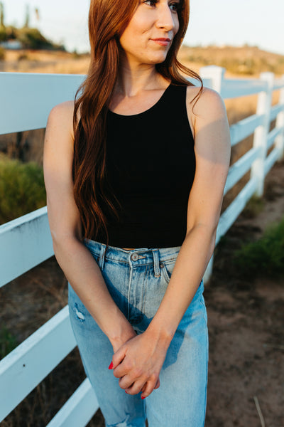 High Neck Cropped Tank Black